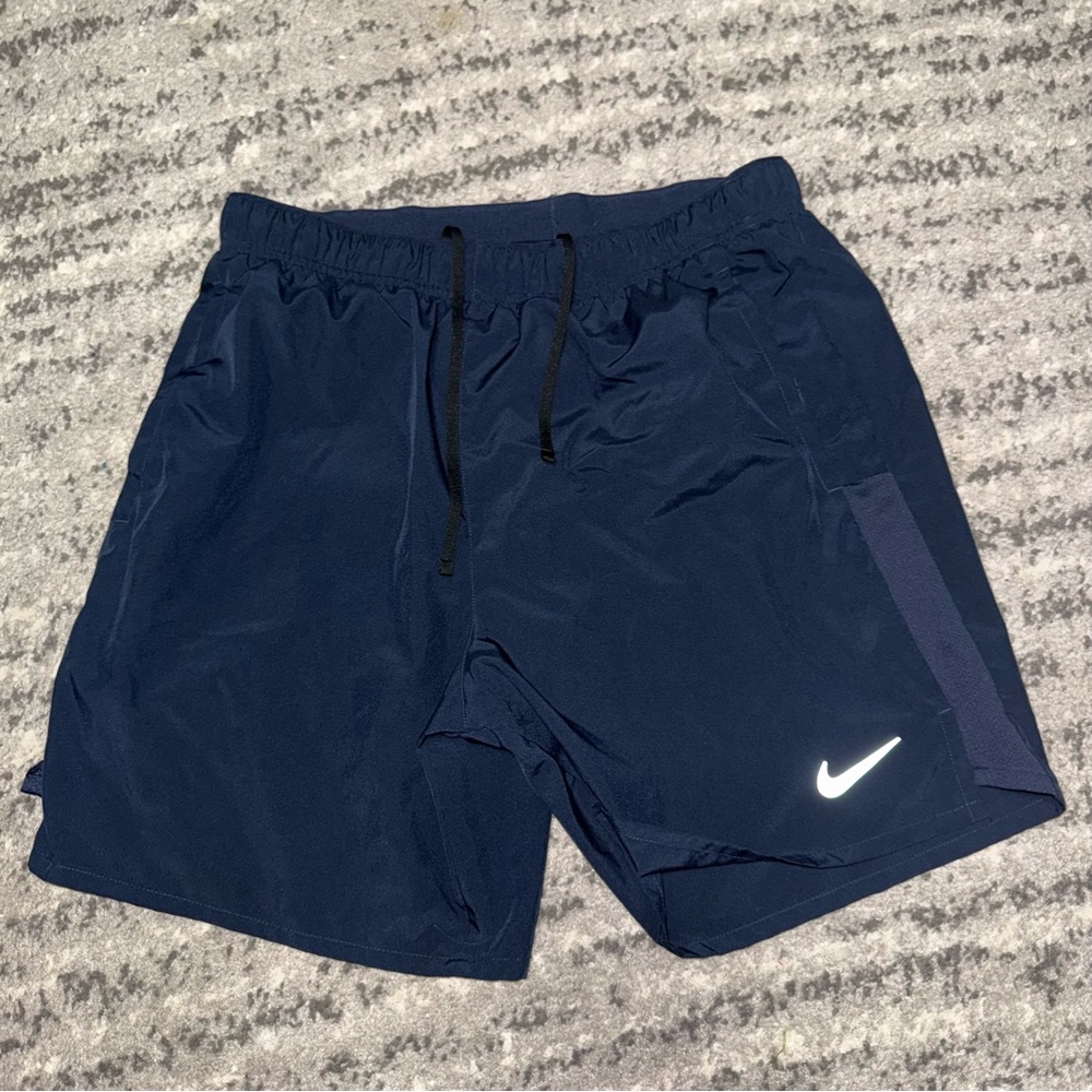 Nike Men's Navy Blue Shorts
